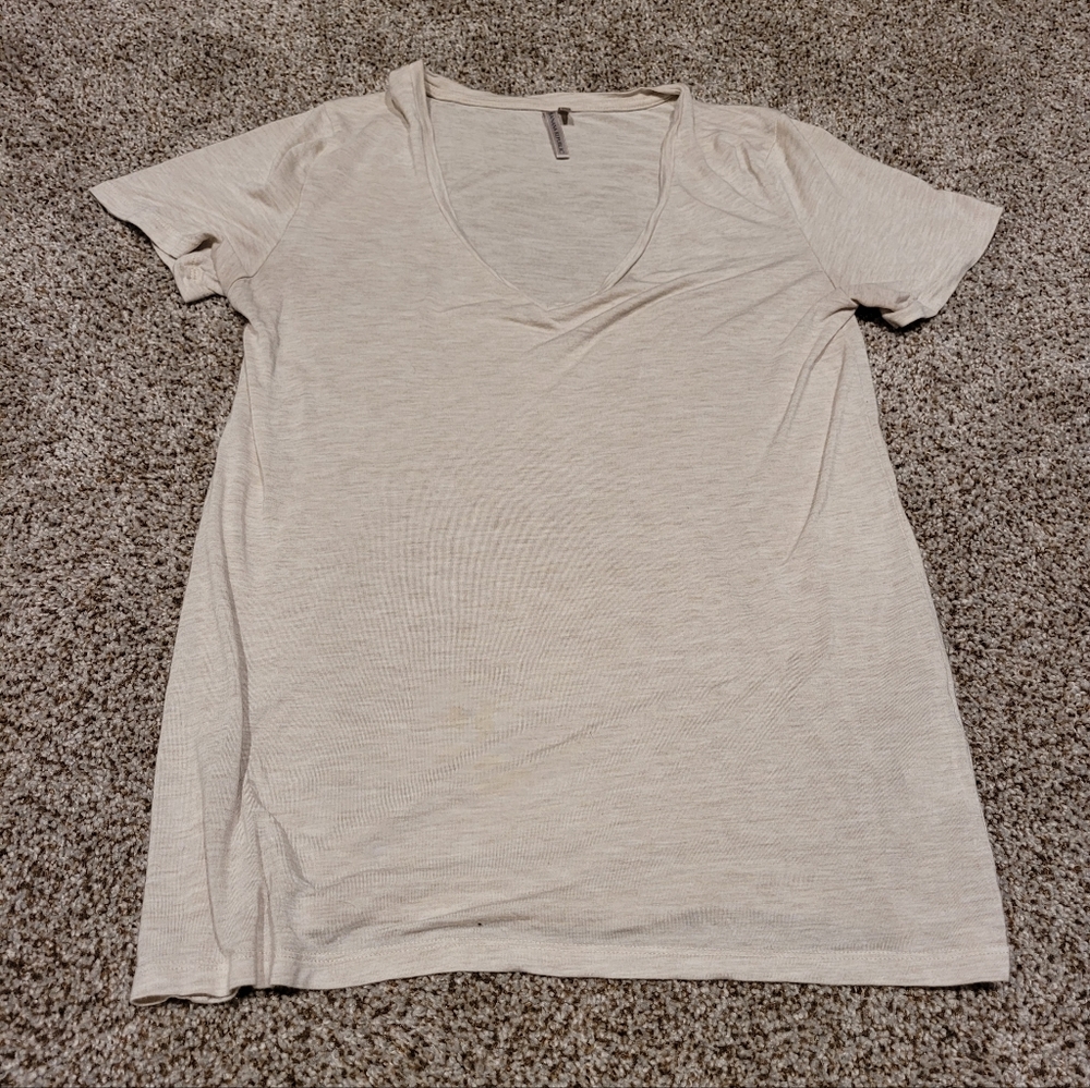 Banana Republic Tee. COZY AF - Picture 1 of 3